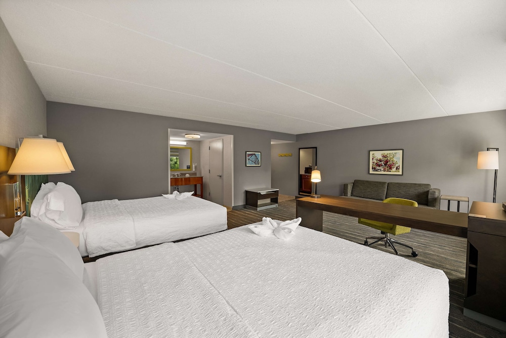 Hampton Inn & Suites Poughkeepsie, Photo 2