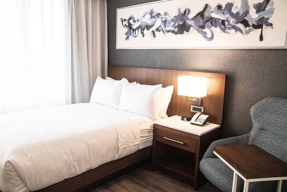 Room, 1 Double Bed - Photo 4