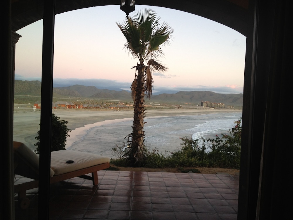 Luxury Suite, Bathtub, Ocean View photo 1