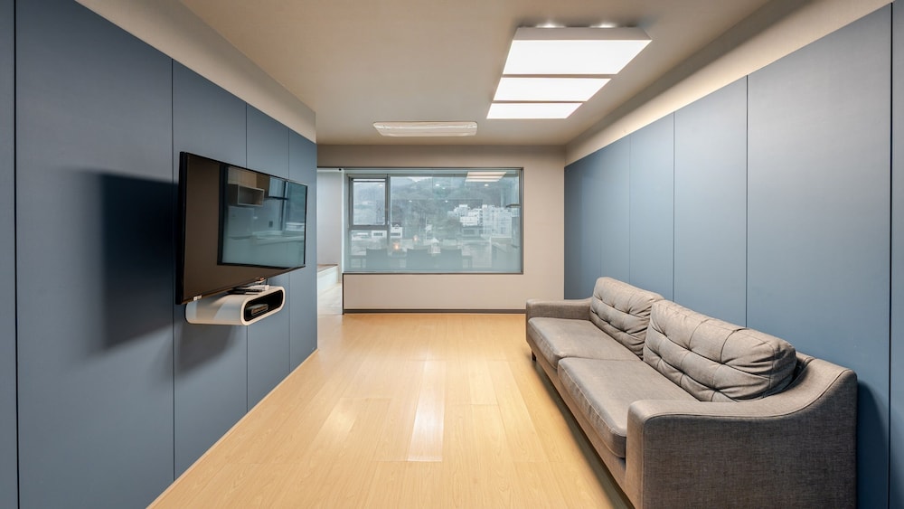 Basic Room, 1 Bedroom (Room B202 (Family Room)) - Photo 1