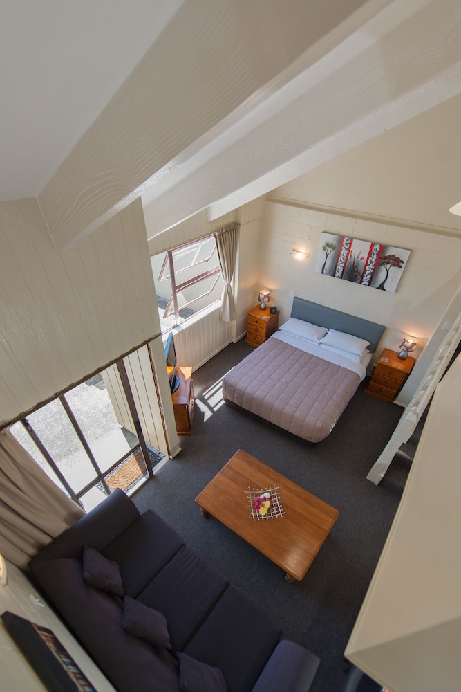 Family Apartment - Photo 7