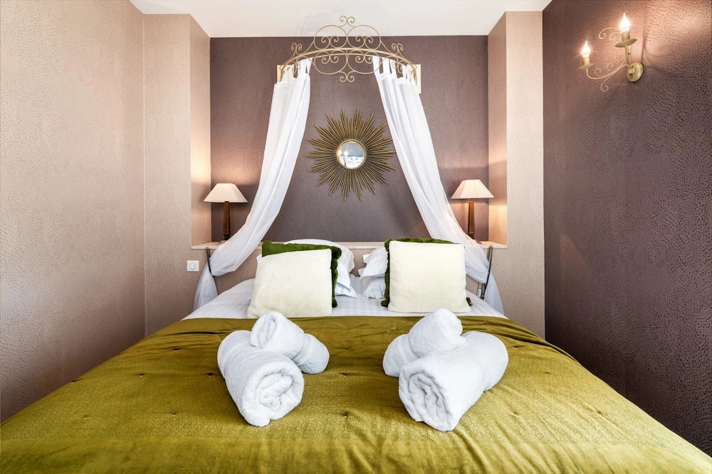 Classic Room, Garden View photo 1