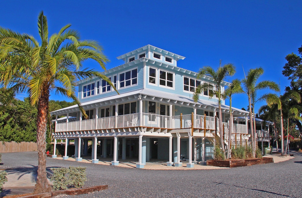 Luxury Villa, 5 Bedrooms, Private Pool, Bay View