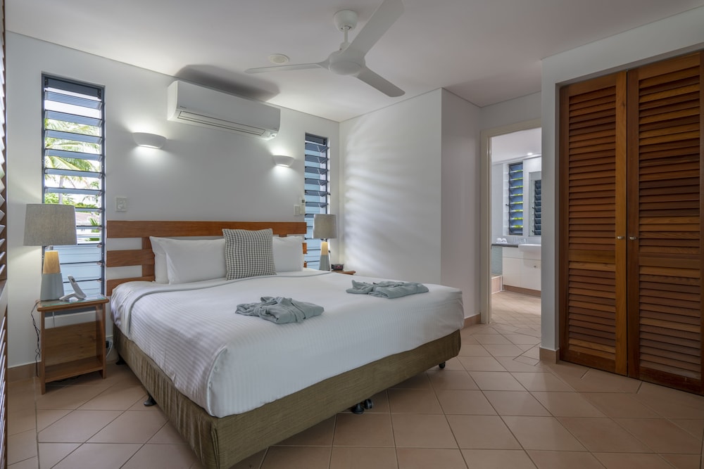 Suite (Peninsula)