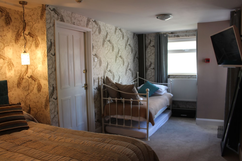 Classic Triple Room, Multiple Beds, Garden View photo 1
