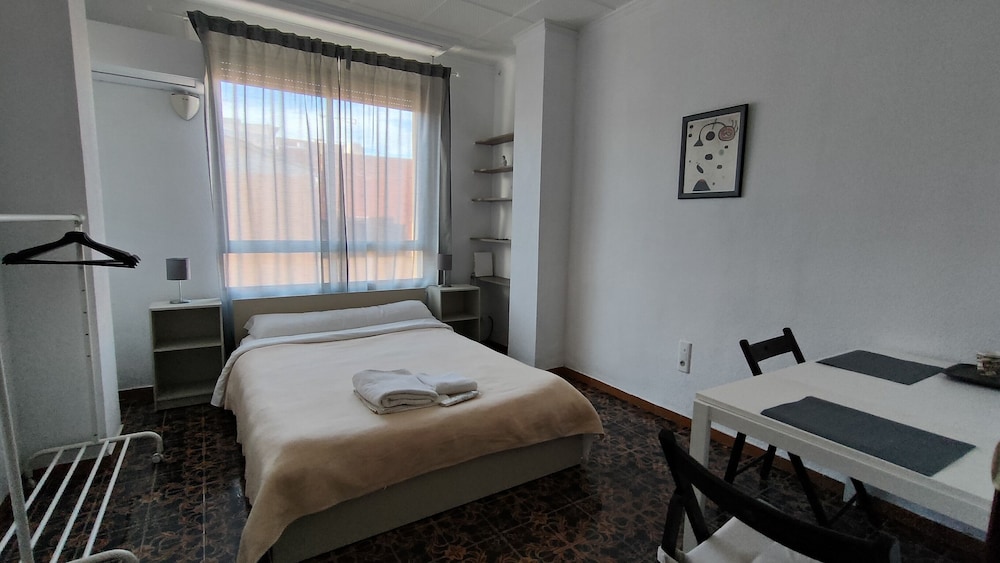 Habitación Básica, Baño Compartido
