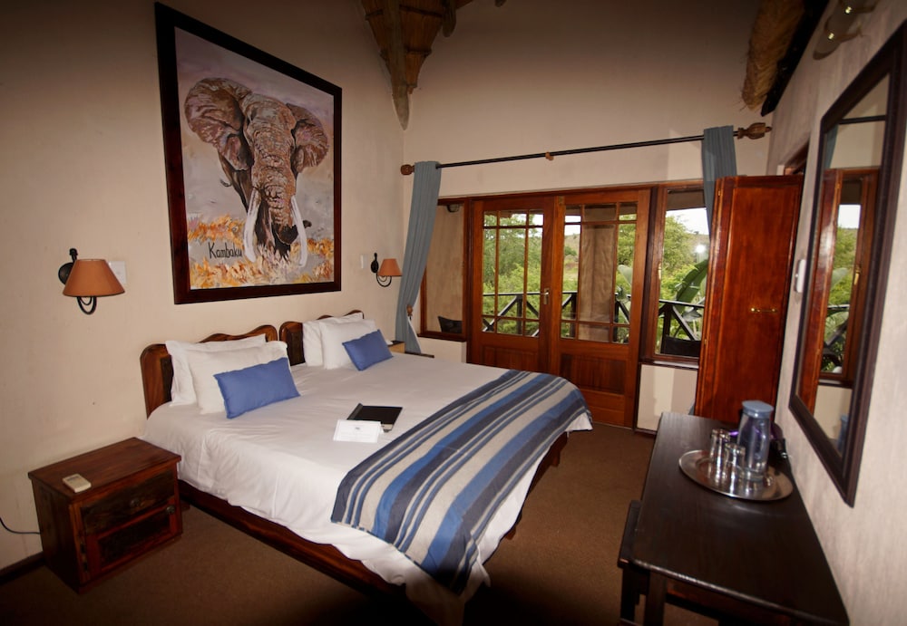 Room, River View - Photo 4