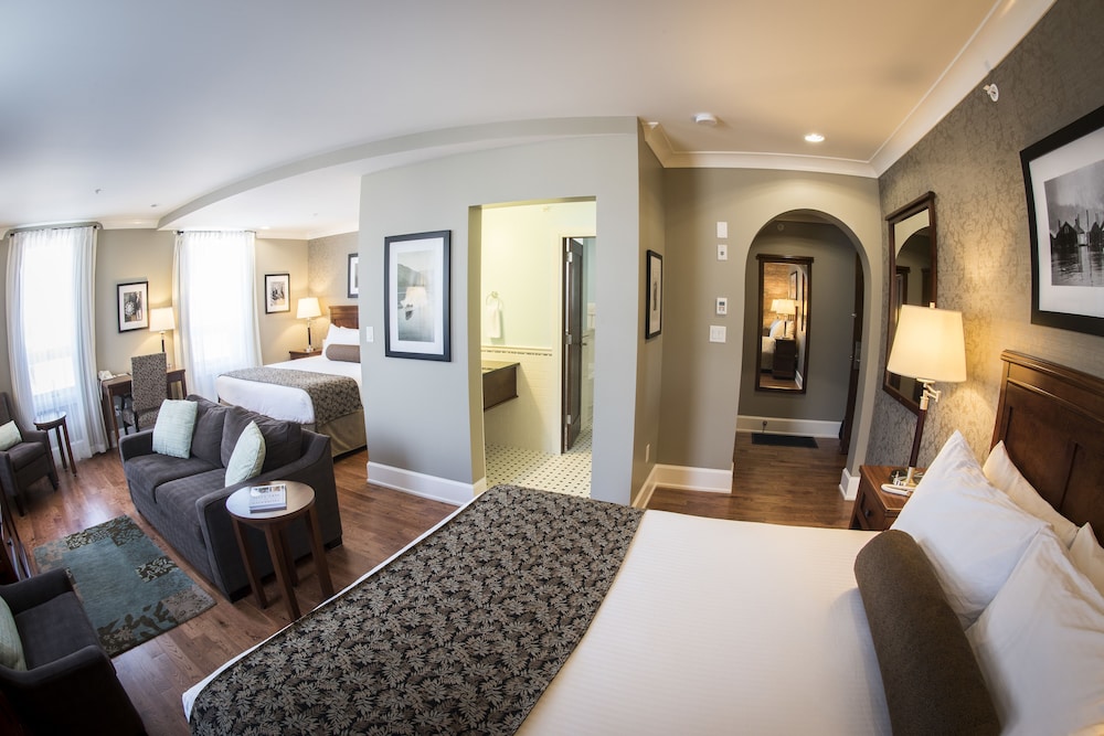 Deluxe Room, Multiple Beds (Ladybird Suite)