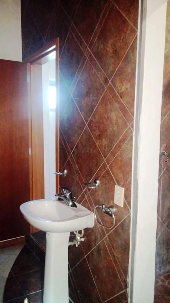 Family Townhome, 4 Bedrooms photo 2