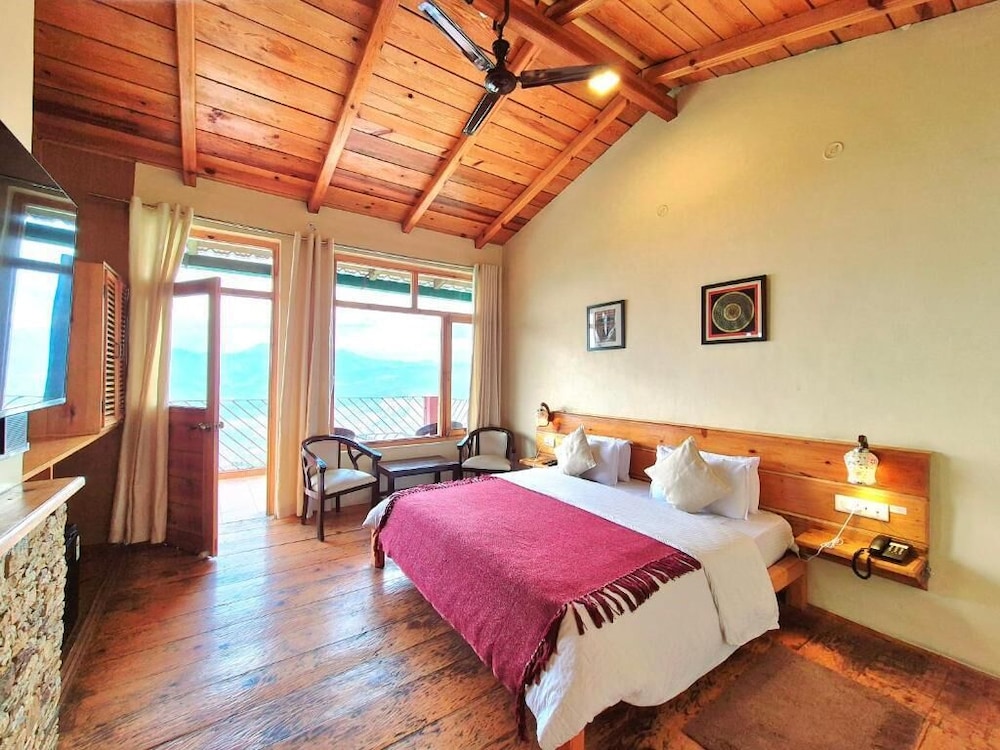 Superior Double Room, Balcony, Mountain View