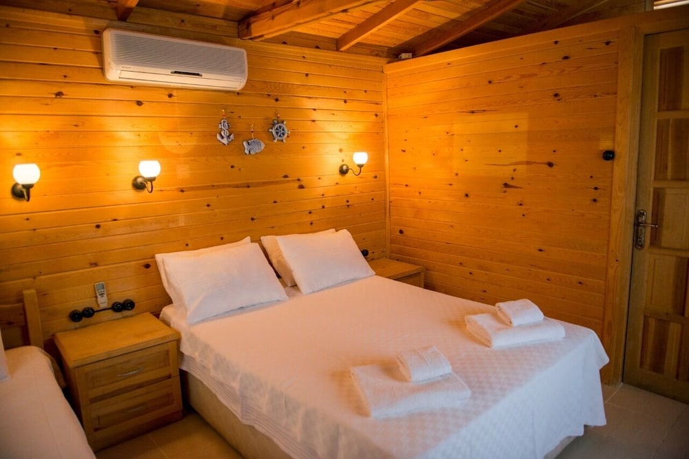 Comfort Tree House photo 1