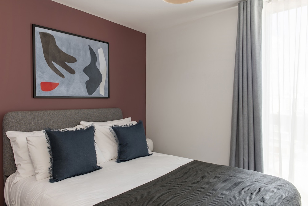 Apartment, 2 Bedrooms - Photo 9