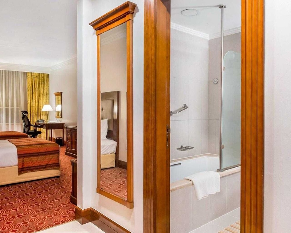 Executive Suite photo 3