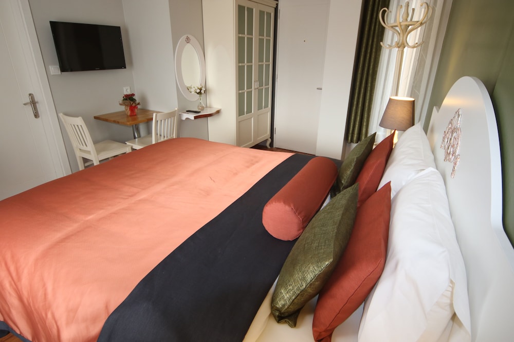 Comfort Room, 1 Bedroom photo 3