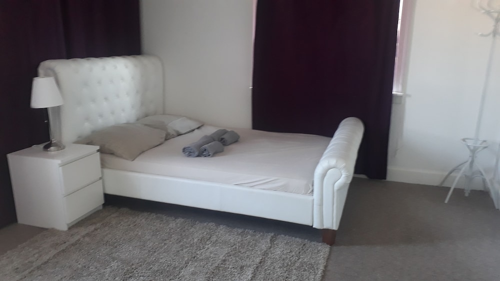 Double Room, 1 Double Bed, Non Smoking, Garden View photo 1