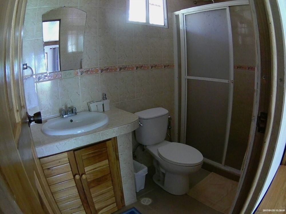 Basic Quadruple Room photo 2