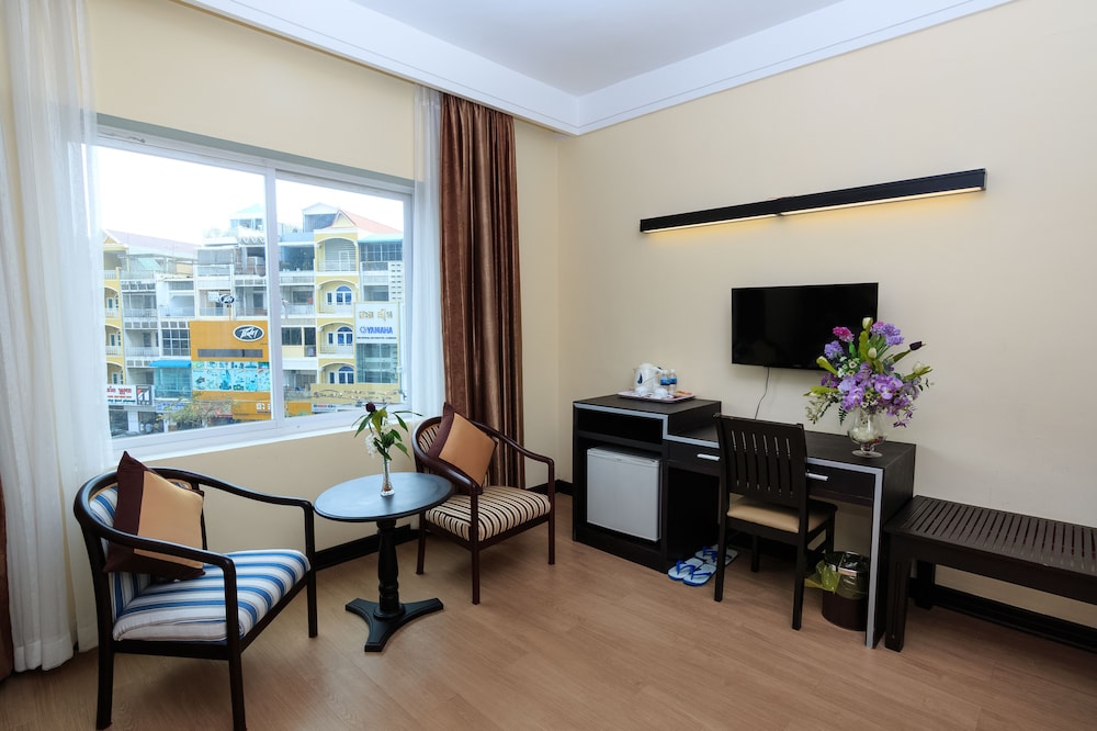 Deluxe Double Room photo 2