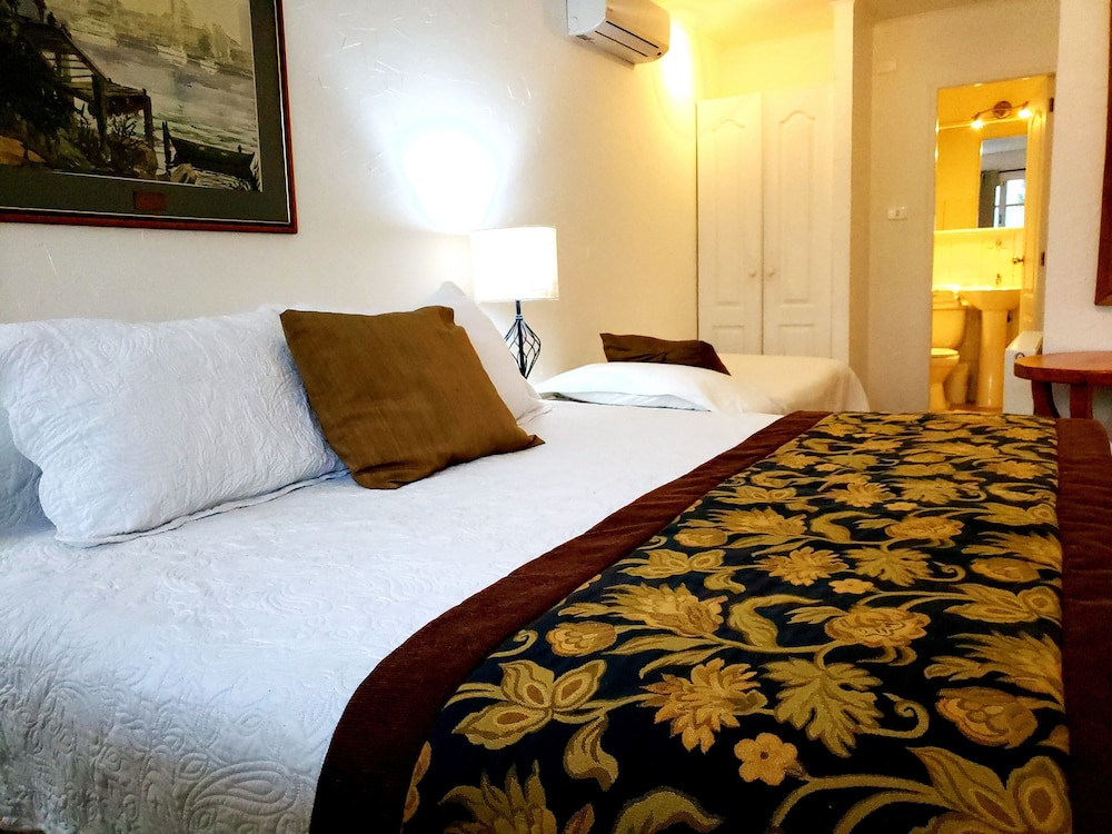 Family Triple Room photo 2