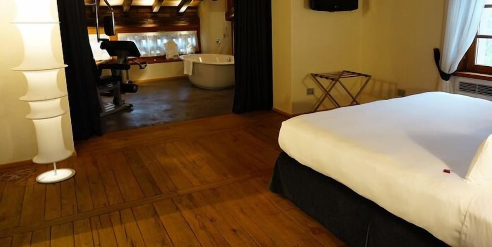 Exclusive Suite photo 3