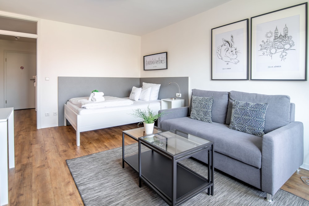 Panoramic Apartment, 1 Double Bed with Sofa bed, Garden View photo 2
