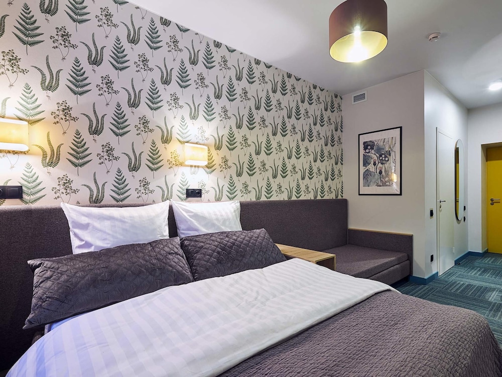 Superior Quadruple Room, 1 Double Bed With Sofa Bed photo 1