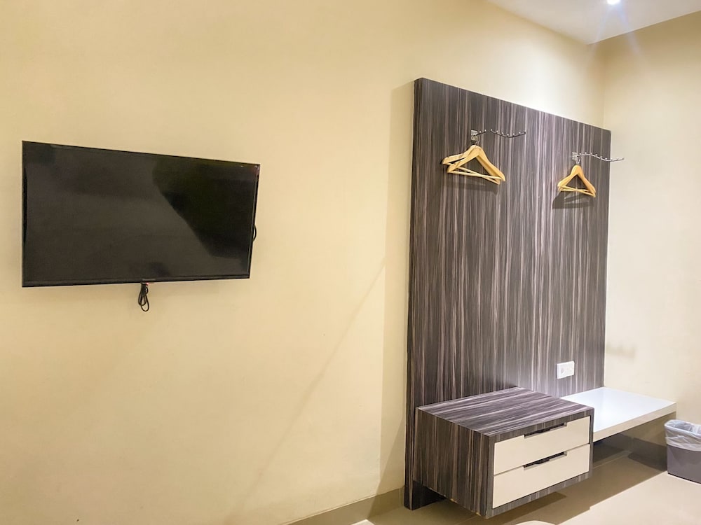 Deluxe Double or Twin Room, 2 Bedrooms photo 3