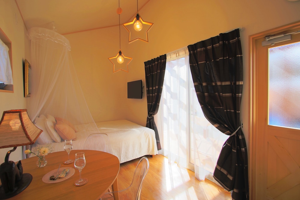 Romantic Cabin, Multiple Beds, Non Smoking photo 3