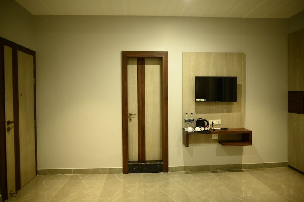 Premium Room, City View