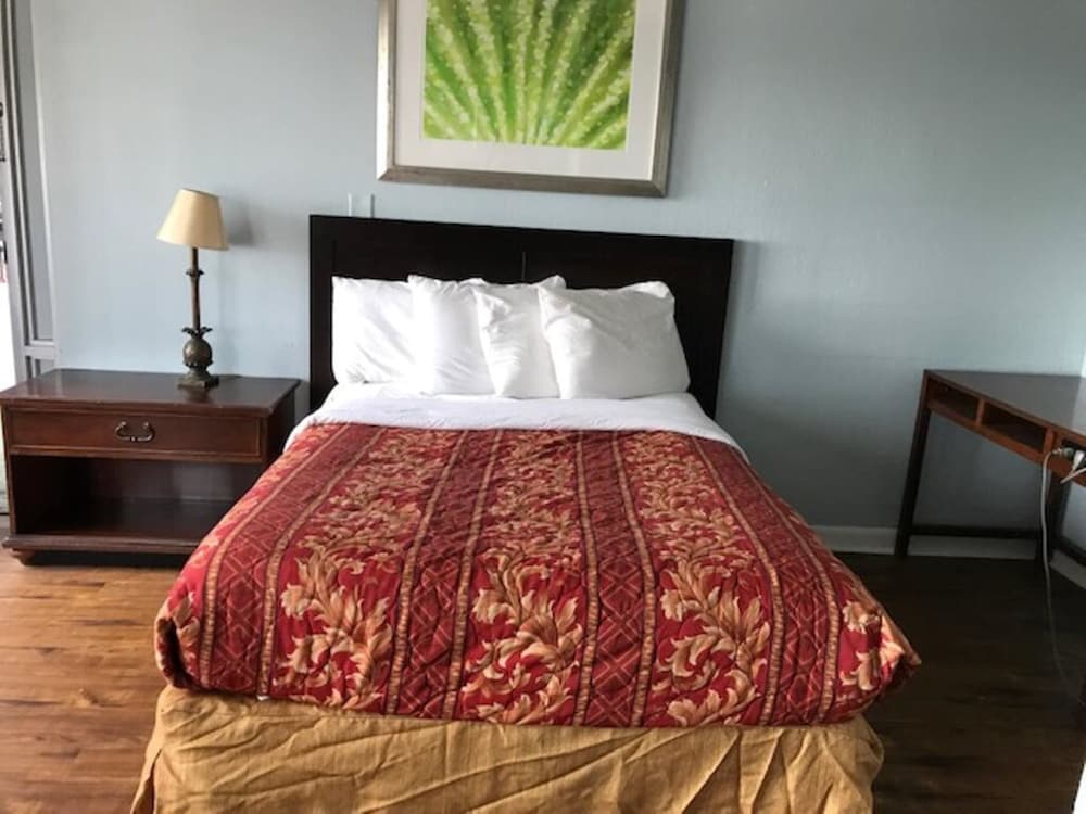 Studio, 1 Queen Bed, Non Smoking - Photo 3