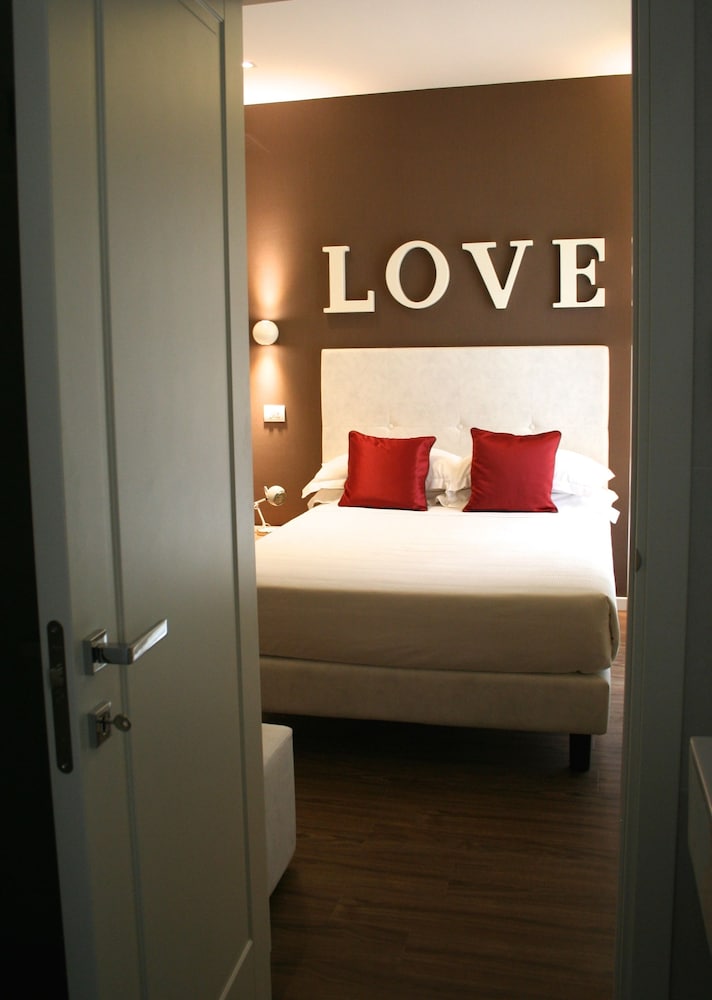 Economy Double Room Single Use, 1 Double Bed - Photo 5