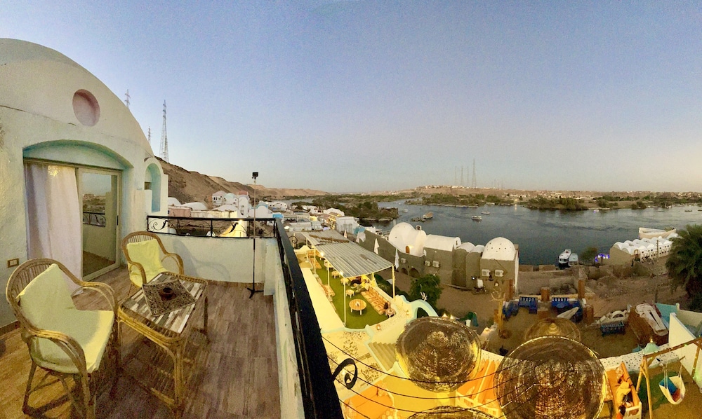 Deluxe Nile View Room photo 2