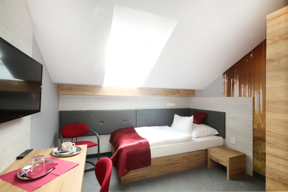 Deluxe Single Room