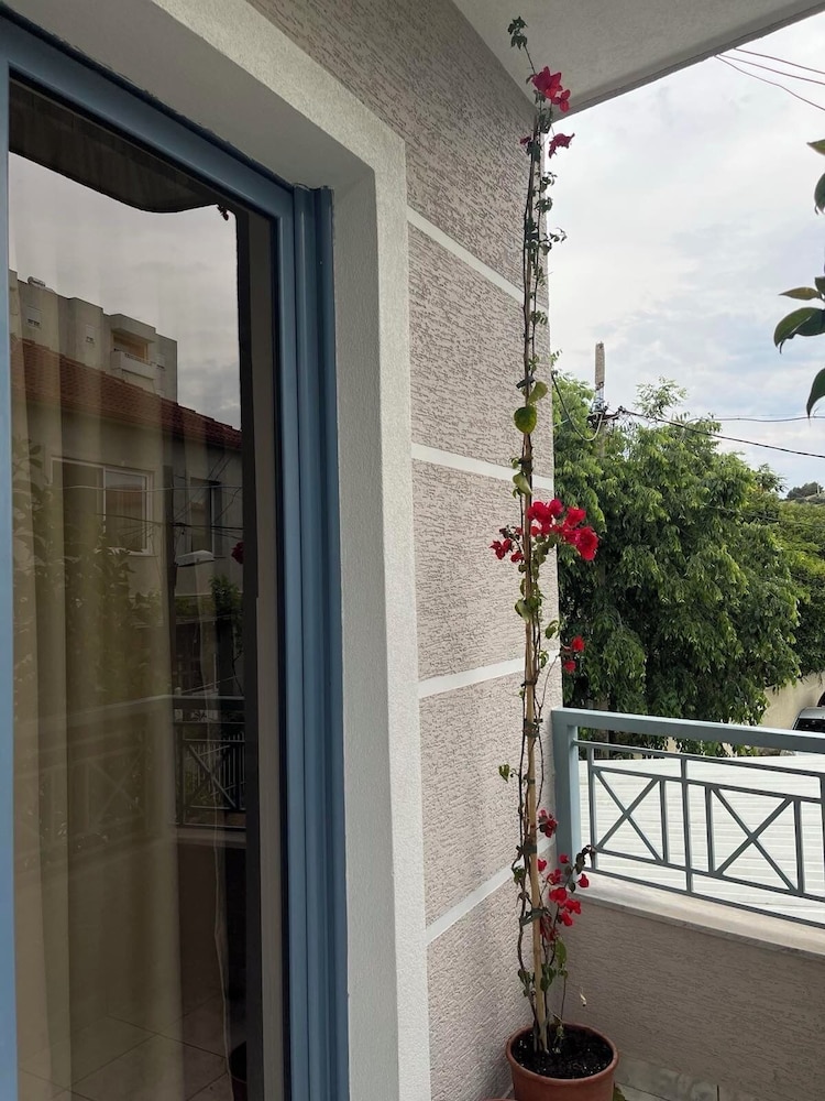 Basic Triple Room, Balcony, City View