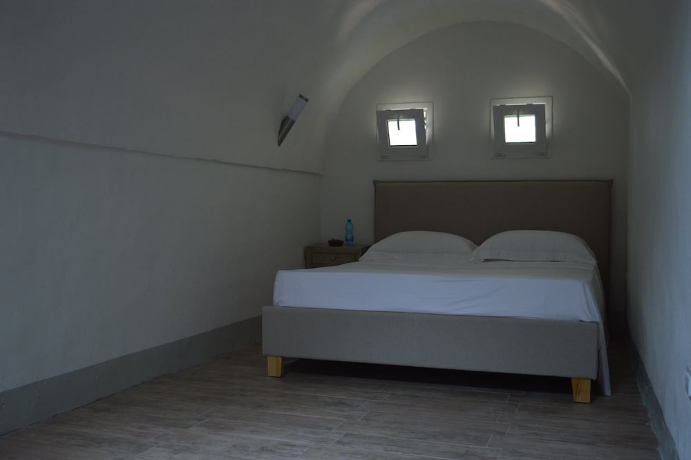 Suite, Private Bathroom