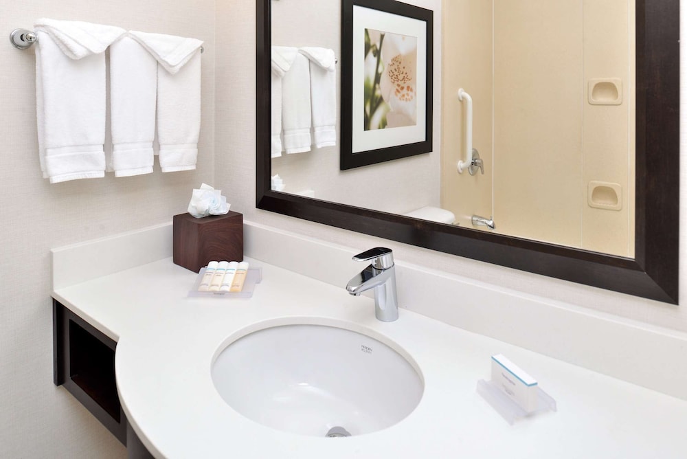 Room, Accessible - Photo 4