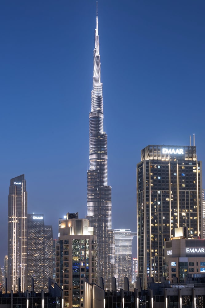2 Bedroom Apartment - High Floor & Full Burj Khalifa view photo 1