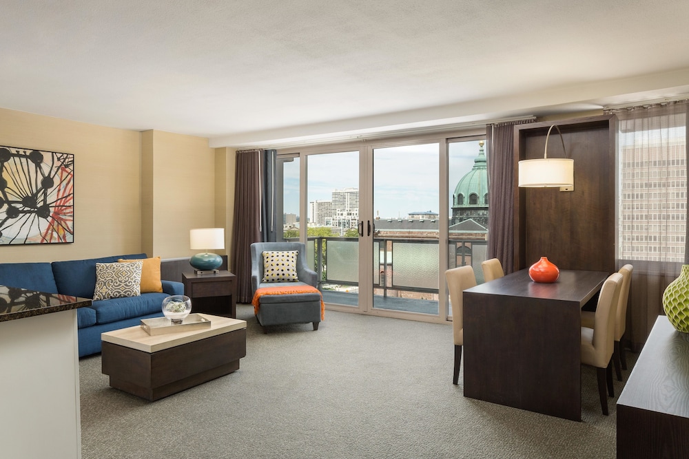 Suite, 1 Bedroom (King) - Photo 5