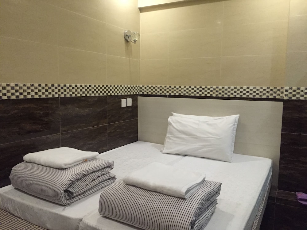 Standard Double Room, No Windows photo 1