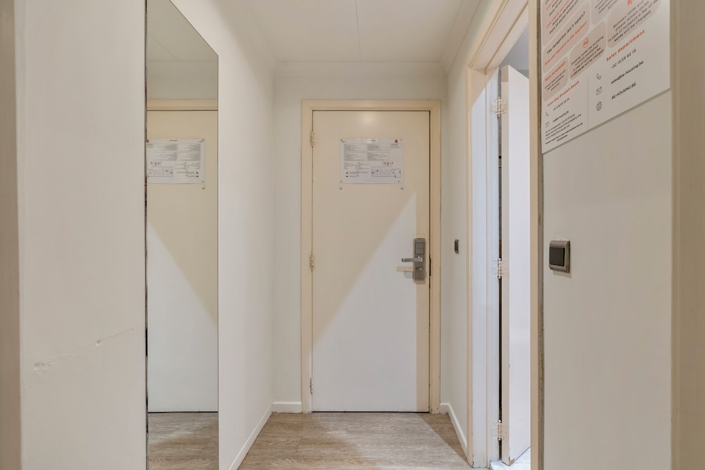 Basic Twin Room - Photo 3