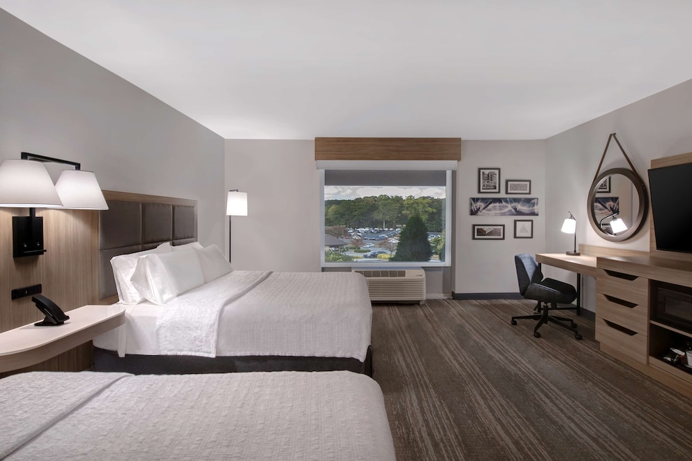 Room, 2 Queen Beds, Accessible, Non Smoking - Photo 8