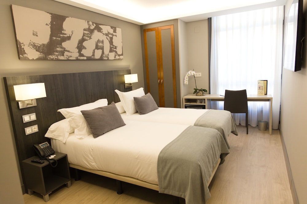 Double Room - Photo 1