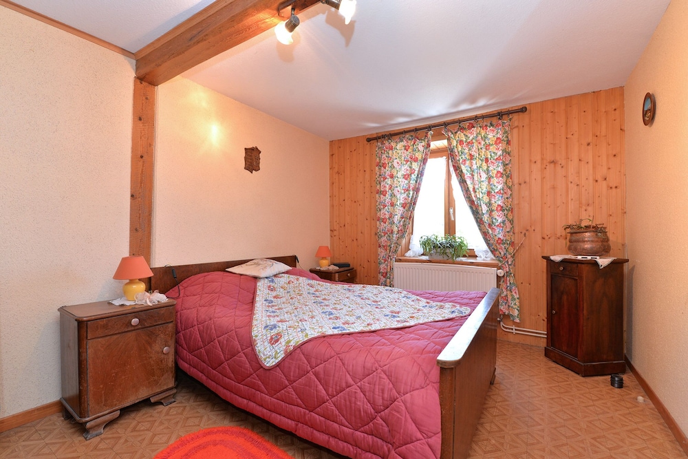 House, 2 Bedrooms (Les Hirondelles) photo 1