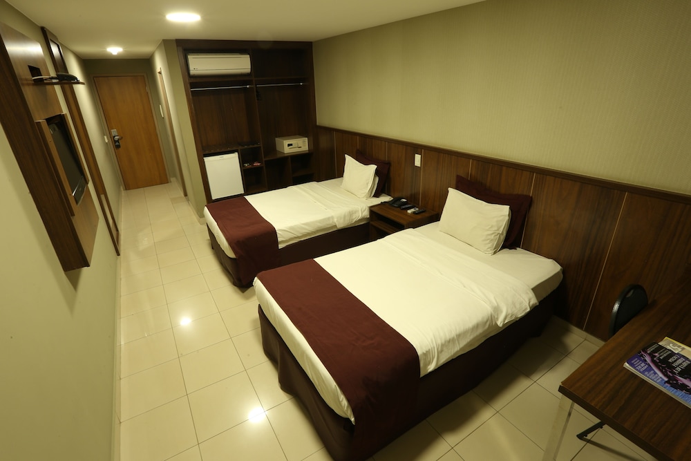 Deluxe Twin Room, 2 Twin Beds - Photo 4