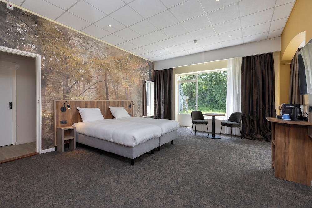 Luxury Suite - Photo 3