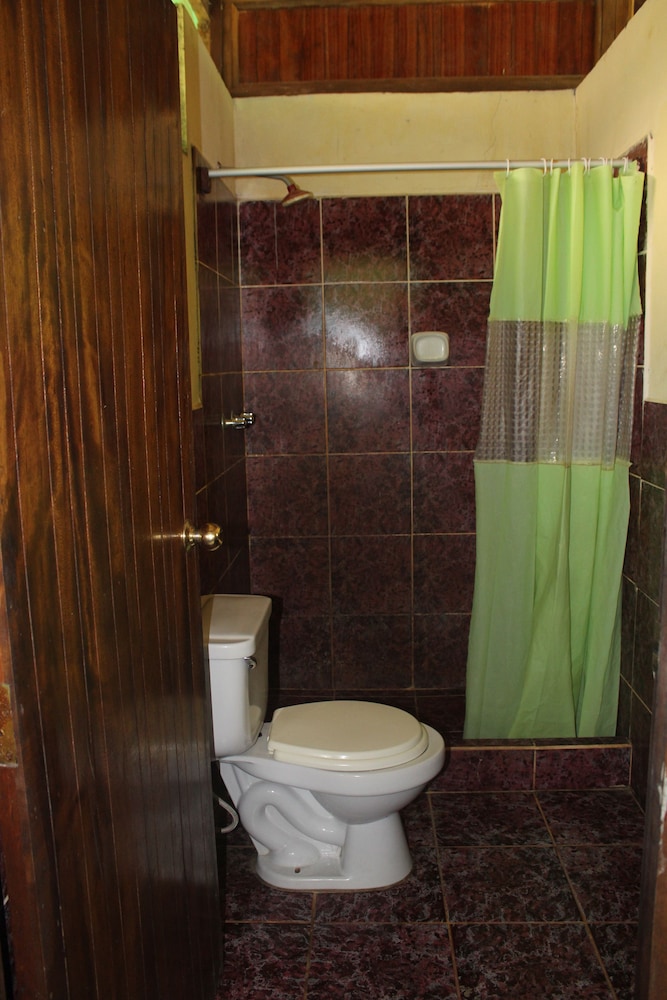 Grand Quadruple Room, 1 Bedroom, Private Bathroom photo 3