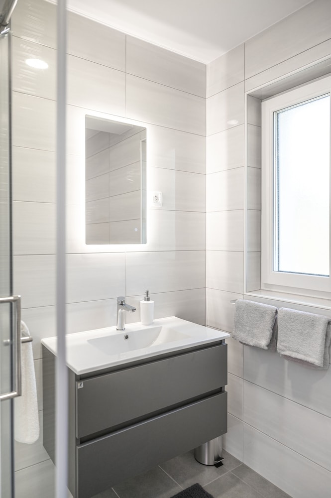 Business Triple Room, 1 Bedroom photo 2