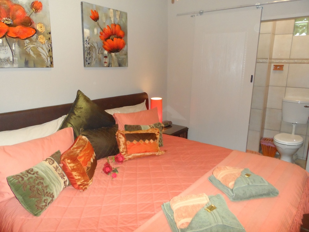 2 Family Rooms Self Catering photo 2