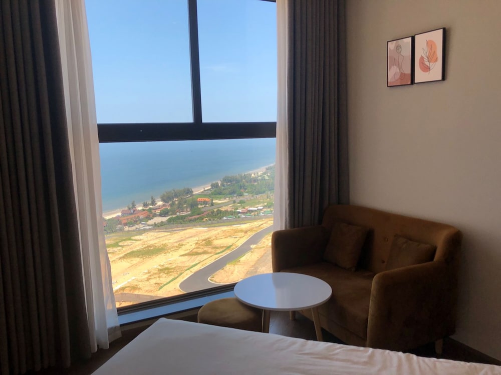 Premier Quadruple Room, Ocean View photo 3