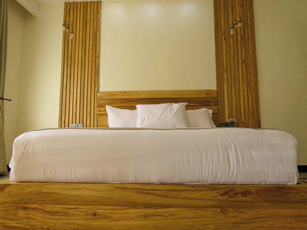 Luxury Triple Room, Balcony