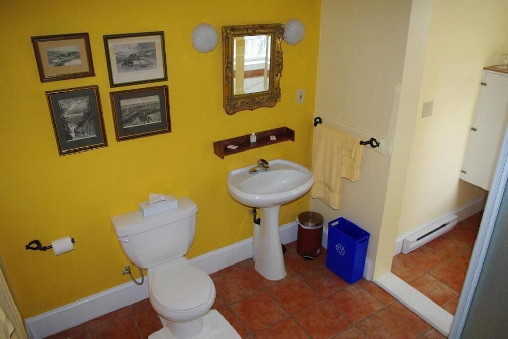 Suite - Photo 6
